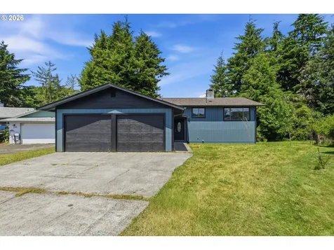 471 Camellia Court Reedsport OR 97467