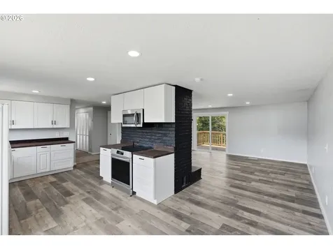 471 Camellia Court Reedsport OR 97467