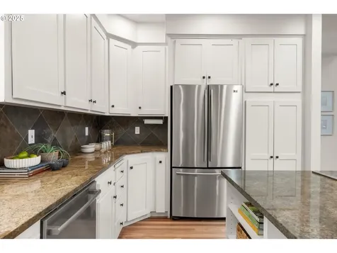 1911 NW Norfolk Court Portland OR 97229