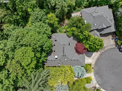 1911 NW Norfolk Court Portland OR 97229