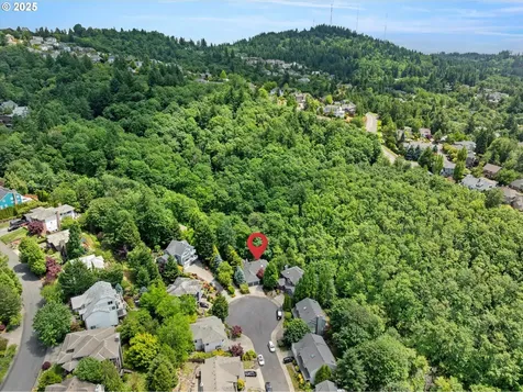1911 NW Norfolk Court Portland OR 97229