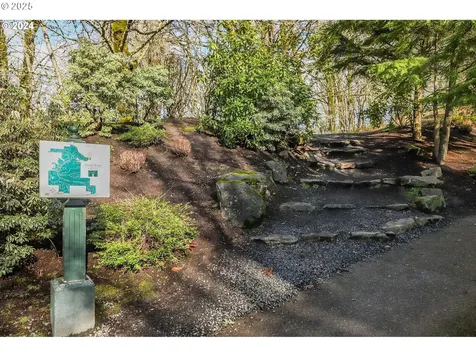 1911 NW Norfolk Court Portland OR 97229