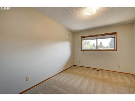 503 NW Overlook Drive Vancouver WA 98665