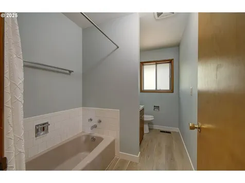 503 NW Overlook Drive Vancouver WA 98665