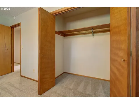 503 NW Overlook Drive Vancouver WA 98665