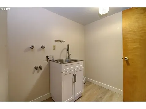 503 NW Overlook Drive Vancouver WA 98665