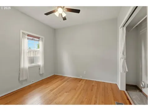 5338 SE 52nd Avenue Portland OR 97206