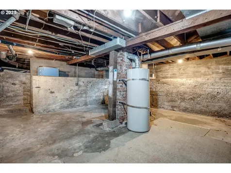 5338 SE 52nd Avenue Portland OR 97206