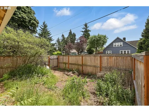 5338 SE 52nd Avenue Portland OR 97206