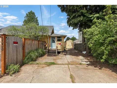 5338 SE 52nd Avenue Portland OR 97206