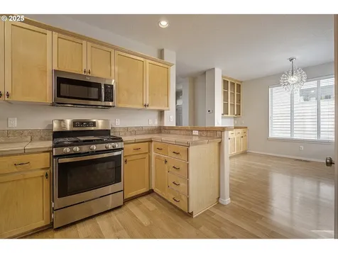 1144 SE Leander Street Hillsboro OR 97123