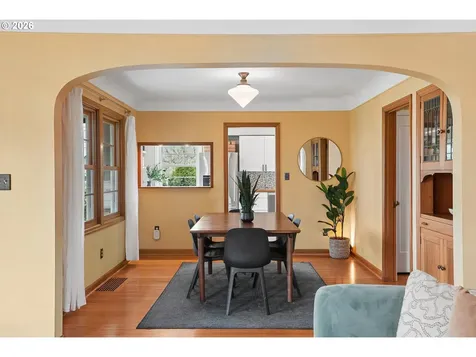 7436 N Seward Avenue Portland OR 97217