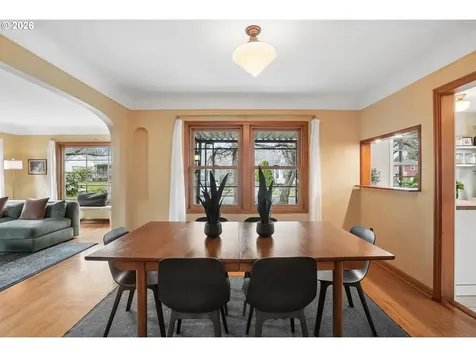 7436 N Seward Avenue Portland OR 97217