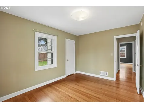 7436 N Seward Avenue Portland OR 97217