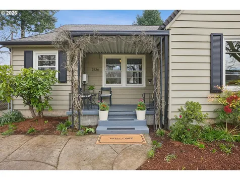 7436 N Seward Avenue Portland OR 97217