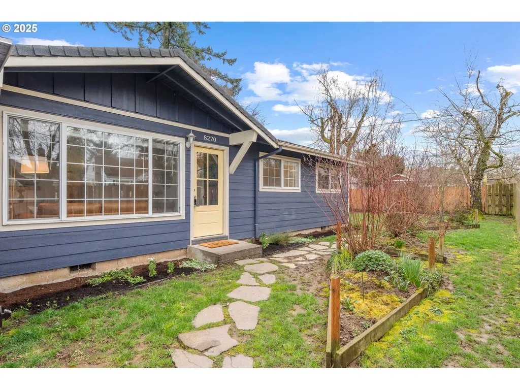 8270 N Washburne Avenue Portland OR 97217
