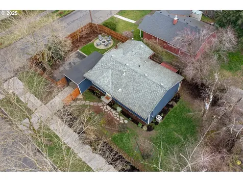 8270 N Washburne Avenue Portland OR 97217