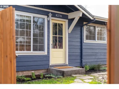 8270 N Washburne Avenue Portland OR 97217