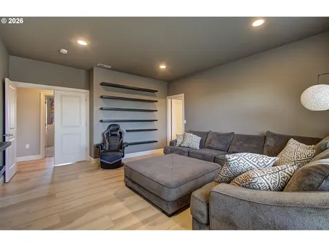 10510 NW 31st Avenue Vancouver WA 98685