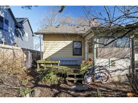 4815 N Commercial Avenue Portland OR 97217
