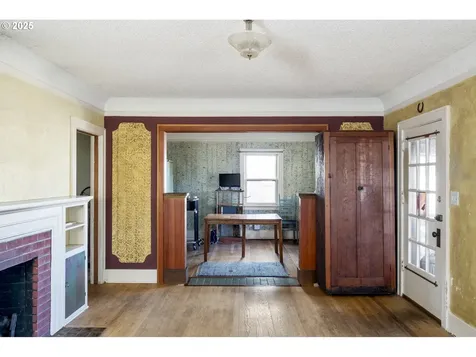 4815 N Commercial Avenue Portland OR 97217