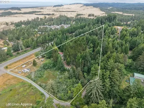 94845 Wind Song Lane North Bend OR 97459