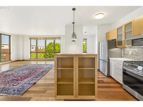 1030 NW Johnson Street Portland OR 97209