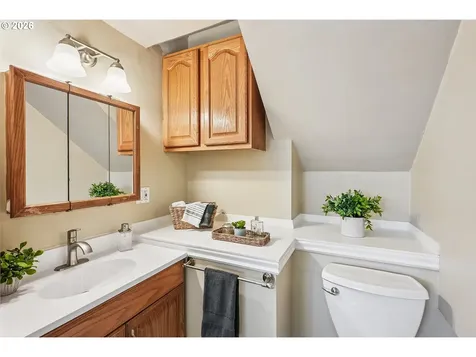 7427 SE Woodstock Boulevard Portland OR 97206