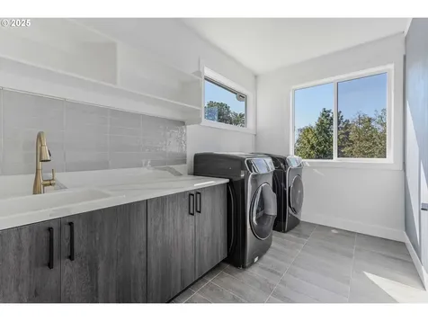 5040 S Street Washougal WA 98671