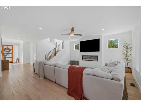 5040 S Street Washougal WA 98671