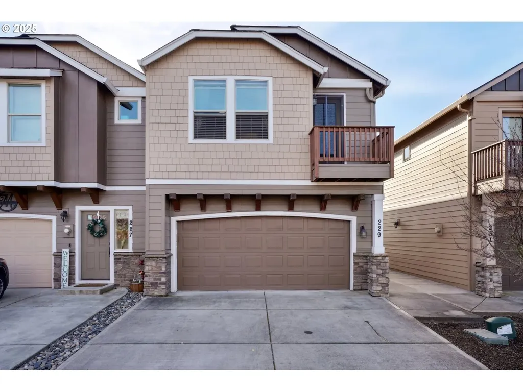 229 N 33rd Court Ridgefield WA 98642