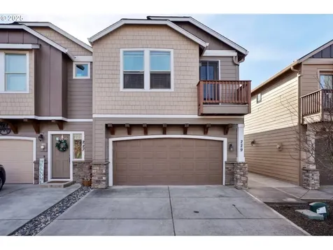 229 N 33rd Court Ridgefield WA 98642