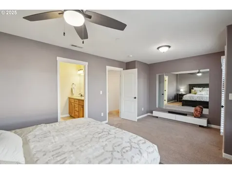 229 N 33rd Court Ridgefield WA 98642