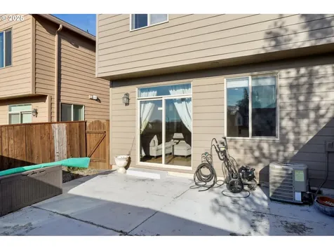 229 N 33rd Court Ridgefield WA 98642