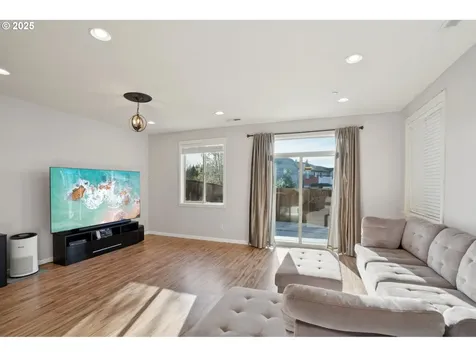 229 N 33rd Court Ridgefield WA 98642