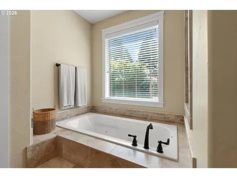 13008 NW 49th Avenue Vancouver WA 98685
