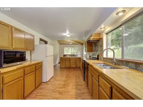 26810 NE 434th Street Amboy WA 98601