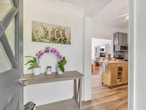 530 SE Marlin Avenue Warrenton OR 97146