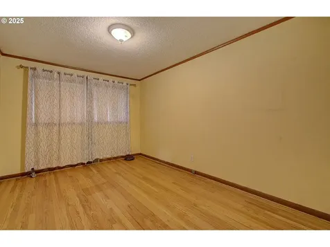 6420 NE 41st Avenue Portland OR 97211