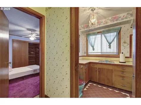 6420 NE 41st Avenue Portland OR 97211