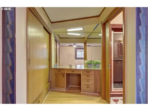 6420 NE 41st Avenue Portland OR 97211