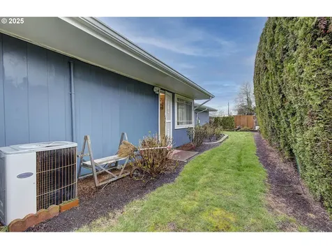6420 NE 41st Avenue Portland OR 97211