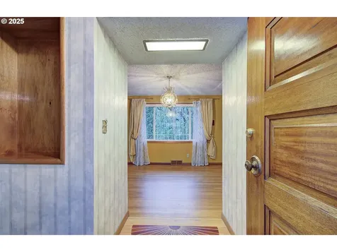 6420 NE 41st Avenue Portland OR 97211