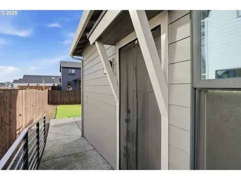 8211 NE 168th Place Vancouver WA 98682