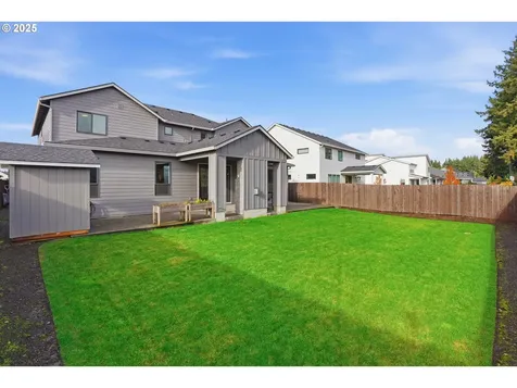 8211 NE 168th Place Vancouver WA 98682