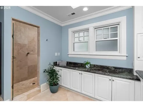 2344 NE 24th Avenue Portland OR 97212