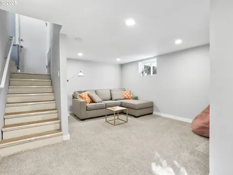 5324 NE Wasco Street Portland OR 97213