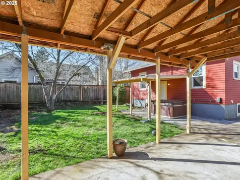5324 NE Wasco Street Portland OR 97213