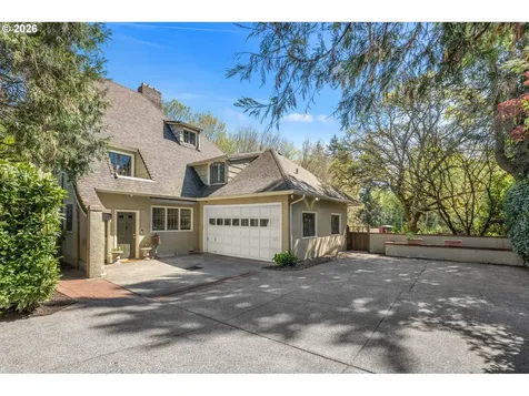 3574 E Burnside Street Portland OR 97214