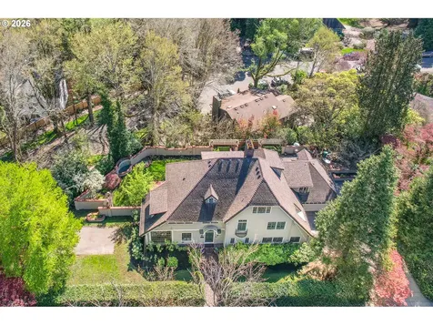 3574 E Burnside Street Portland OR 97214